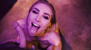 Thirsty blonde with big boobs ends remarkable POV with the best facial