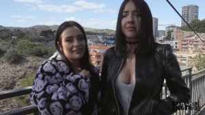 One thick cock is enough to satisfy Maria Wars and Valeria Valois